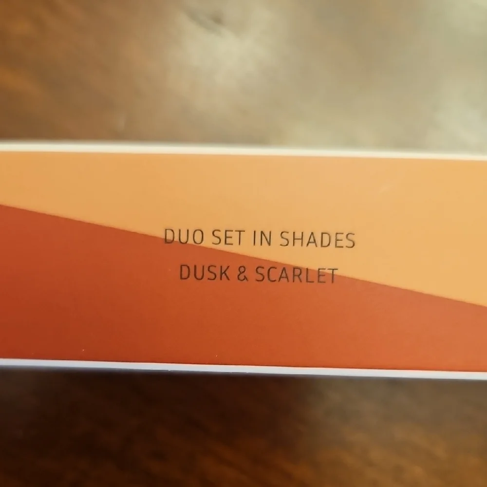Lithe Soft Fill Lip Pencil Duo Set NIB 5F01 Dusk & Scarlet Smooth Natural Vegan